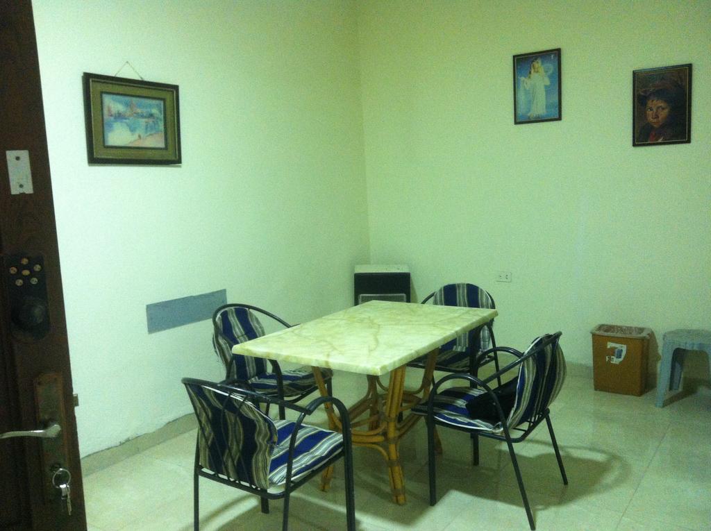 Mutaz Apartment Amman Buitenkant foto